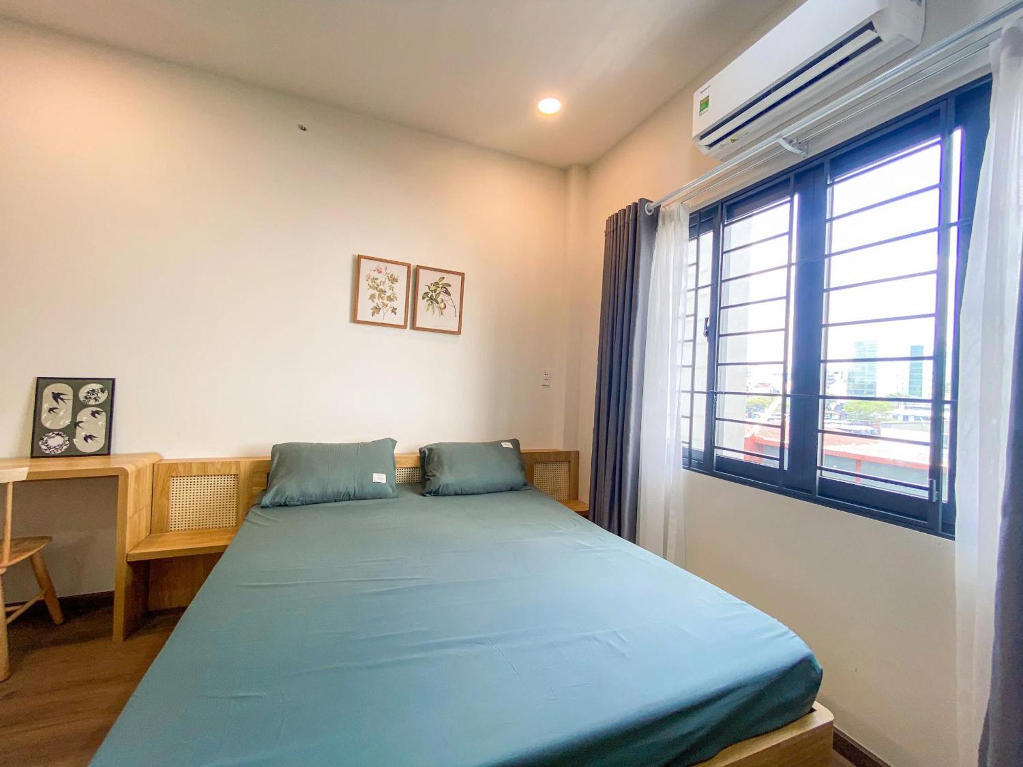 Khách sạn hẻo lánh Urbanest Saigon Tan Binh