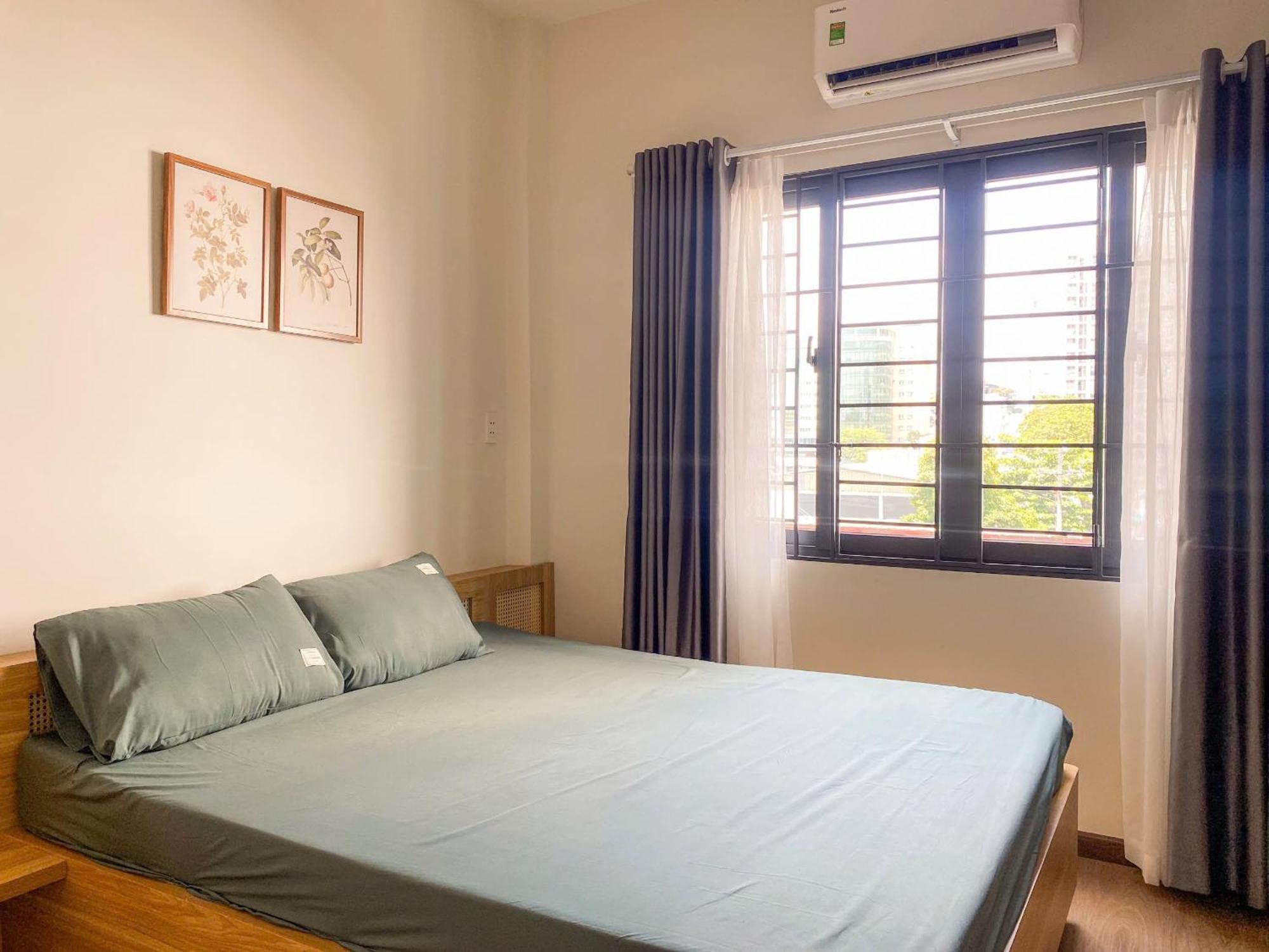 Khách sạn hẻo lánh Urbanest Saigon Tan Binh *